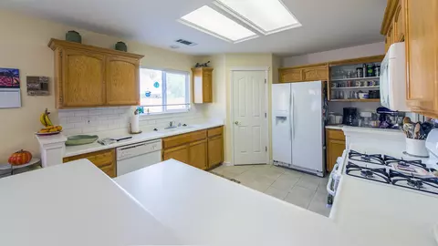 2270 Oconner Ave, Redding, CA 96001 photo 8