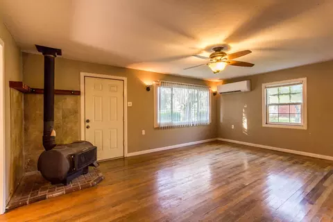 21934 Reading Dr, Anderson, CA 96007 photo 3