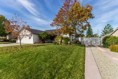 3710 Sunglow Dr, Redding, CA 96001 photo 43