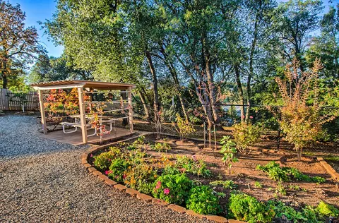 1630 Galaxy Way, Redding, CA 96002 photo 42