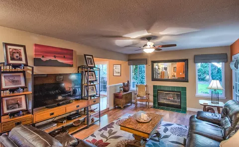 1530 El Capitan Dr, Redding, CA 96001 photo 21