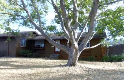 513 Lawrence Ln, Yreka, CA 96097 photo 1