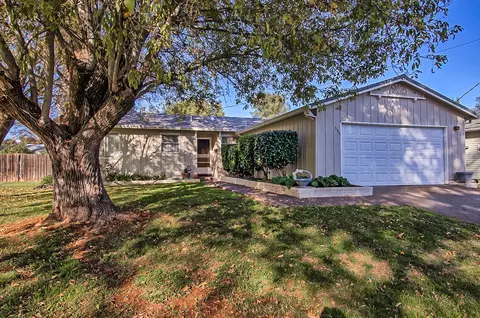 2314 Jonquil Way, Redding, CA 96002 photo 2