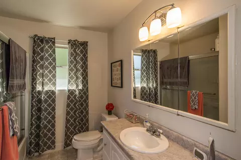 2314 Jonquil Way, Redding, CA 96002 photo 9