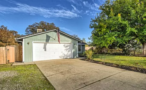 1493 Calexico Dr, Redding, CA 96003 photo 2