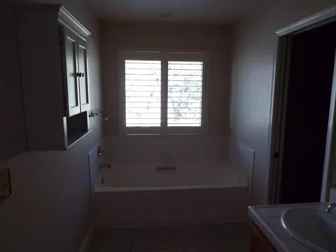 3878 Siskiyou St, Redding, CA 96001 photo 23