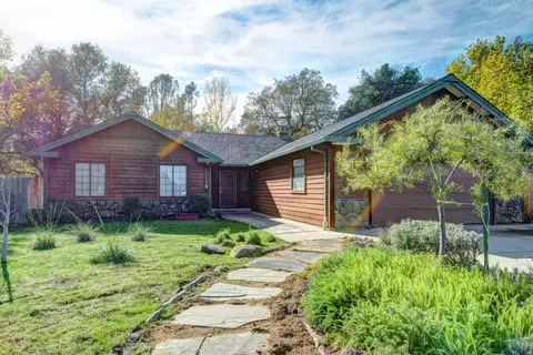 1982 Kinvarra Way, Redding, CA 96001 photo 3