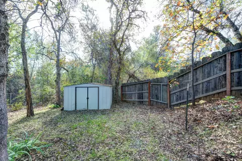1982 Kinvarra Way, Redding, CA 96001 photo 32