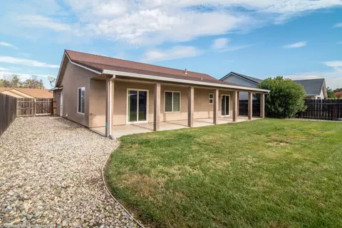 3383 Oak St, Anderson, CA 96007 photo 4