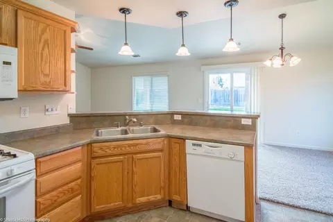 3383 Oak St, Anderson, CA 96007 photo 9