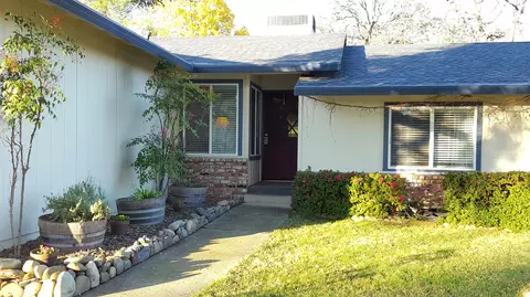 3630 Summit Dr, Redding, CA 96001 photo 3