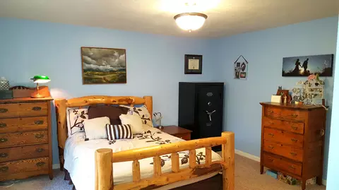 3630 Summit Dr, Redding, CA 96001 photo 17