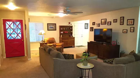 3630 Summit Dr, Redding, CA 96001 photo 6