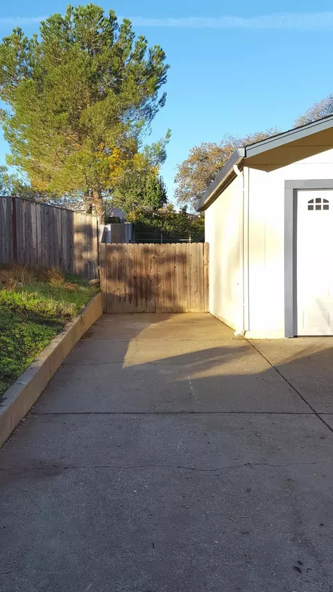 3630 Summit Dr, Redding, CA 96001 photo 28