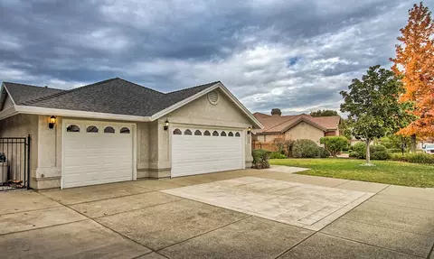 373 River Park Dr, Redding, CA 96003 photo 3