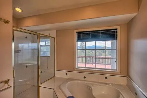 373 River Park Dr, Redding, CA 96003 photo 22