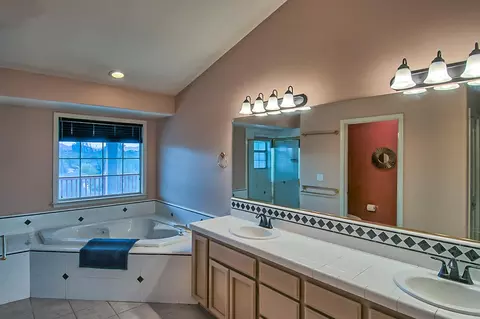 373 River Park Dr, Redding, CA 96003 photo 20