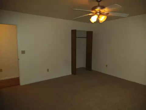 2820 Lake Redding Dr, Redding, CA 96001 photo 8