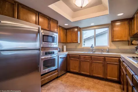 2620 Starlight Blvd, Redding, CA 96001 photo 5