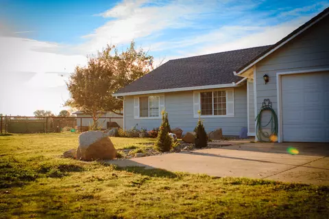 22264 Lone Tree Rd, Anderson, CA 96007 photo 4