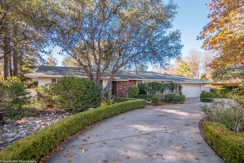 930 Hallmark Dr, Redding, CA 96001 photo 1