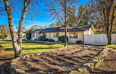 19003 Genevieve Rd, Redding, CA 96003 photo 2