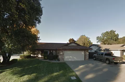 3601 Canterbury Dr, Redding, CA 96002 photo 1