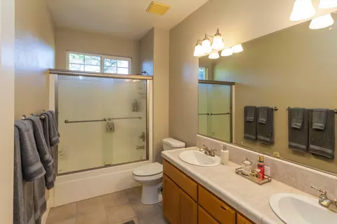 4098 Winter Green Ct, Redding, CA 96001 photo 23