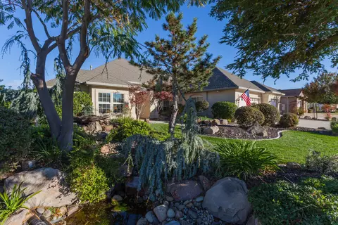4098 Winter Green Ct, Redding, CA 96001 photo 2