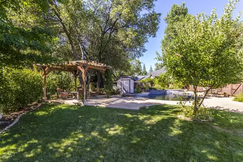 4184 Tiffany Ln, Redding, CA 96002 photo 31