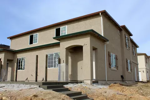 685 Mission De Oro Dr, Redding, CA 96003 photo 1