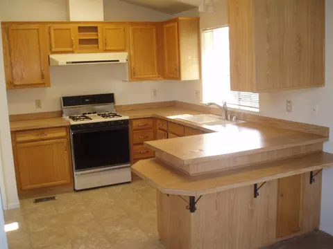 394 Mammoth Path, Redding, CA 96003 photo 3