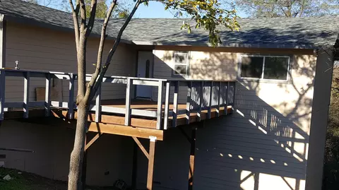 1286 Riviera Dr, Redding, CA 96001 photo 1