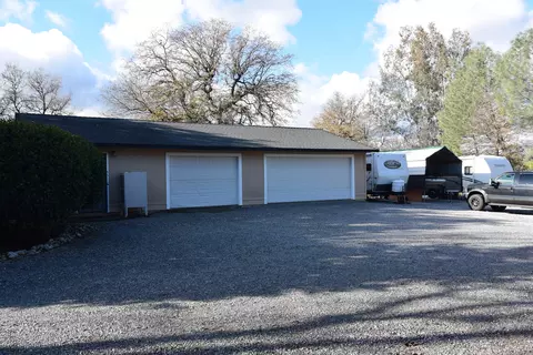 19656 Kaiser Ln, Redding, CA 96003 photo 19