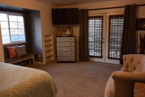 19656 Kaiser Ln, Redding, CA 96003 photo 9