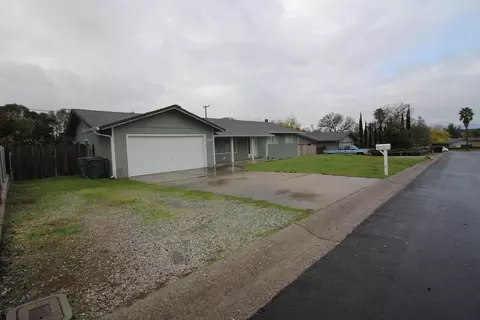 2847 Wilson Ave, Redding, CA 96002 photo 3