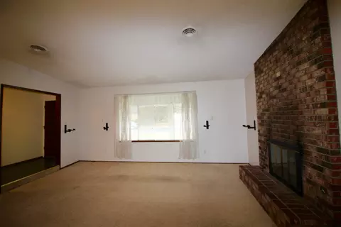 2847 Wilson Ave, Redding, CA 96002 photo 5