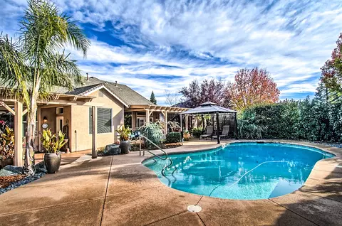 2733 Western Oak Dr, Redding, CA 96002 photo 54