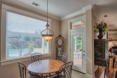 2733 Western Oak Dr, Redding, CA 96002 photo 14