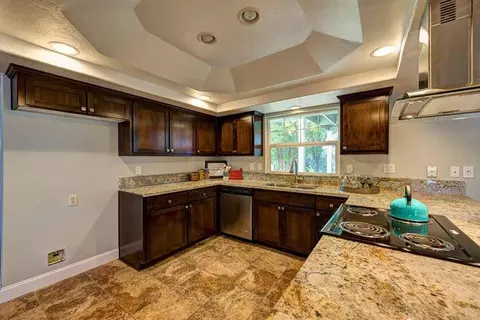 2871 Starlight Blvd, Redding, CA 96001 photo 6