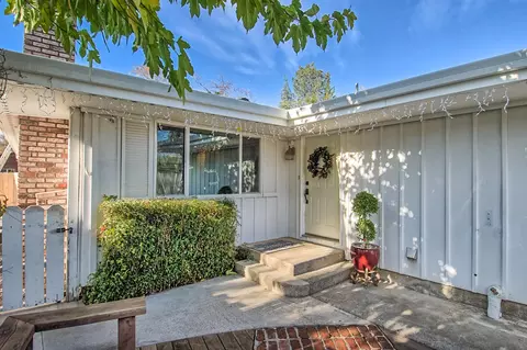 1798 Regent Ave, Redding, CA 96001 photo 4