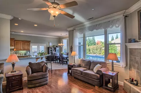 4708 Ferrington Ct, Redding, CA 96003 photo 4