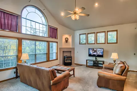 507 Royal Oaks Dr, Redding, CA 96001 photo 28