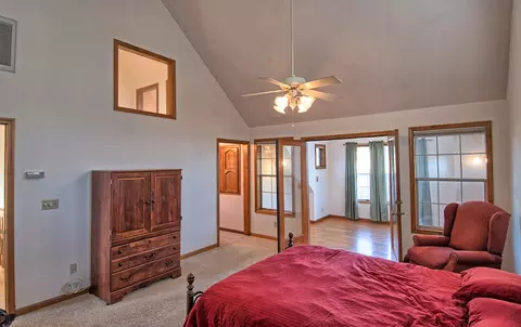 507 Royal Oaks Dr, Redding, CA 96001 photo 34