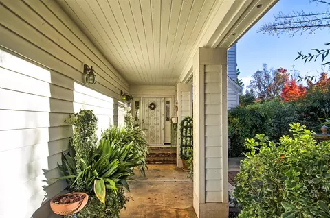 507 Royal Oaks Dr, Redding, CA 96001 photo 5
