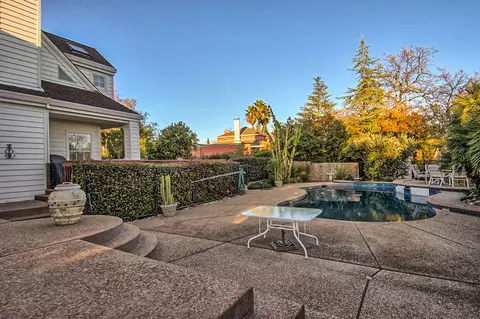 507 Royal Oaks Dr, Redding, CA 96001 photo 47