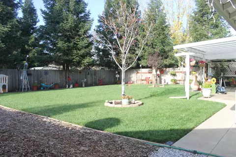 3374 Billings Dr, Redding, CA 96002 photo 24