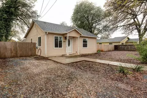 2856 Heather Ln, Redding, CA 96002 photo 1