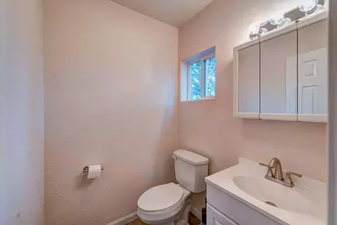 2856 Heather Ln, Redding, CA 96002 photo 7