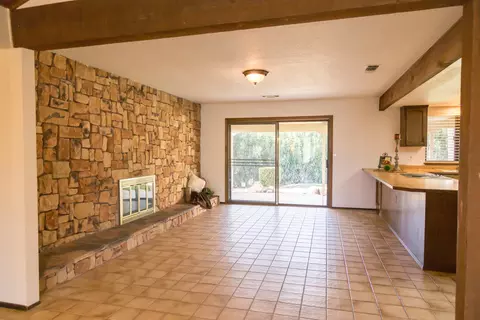 703 Collyer Dr, Redding, CA 96003 photo 8